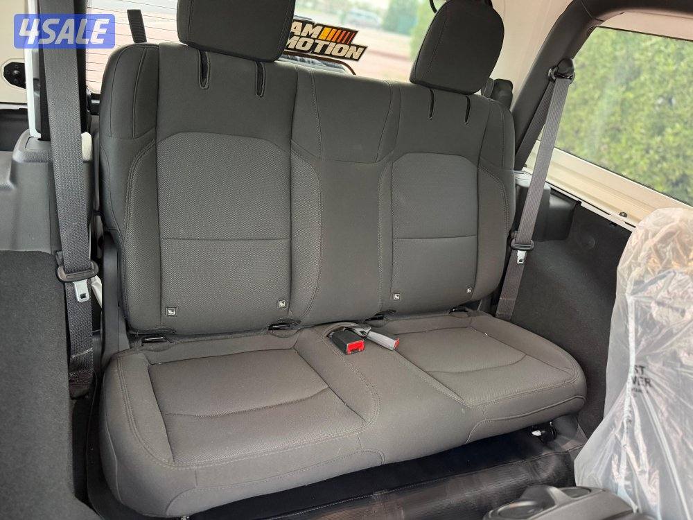 للبيع جيب رانجلر باب واحد وارد الملا وبهبهاني – حالة وكالة5