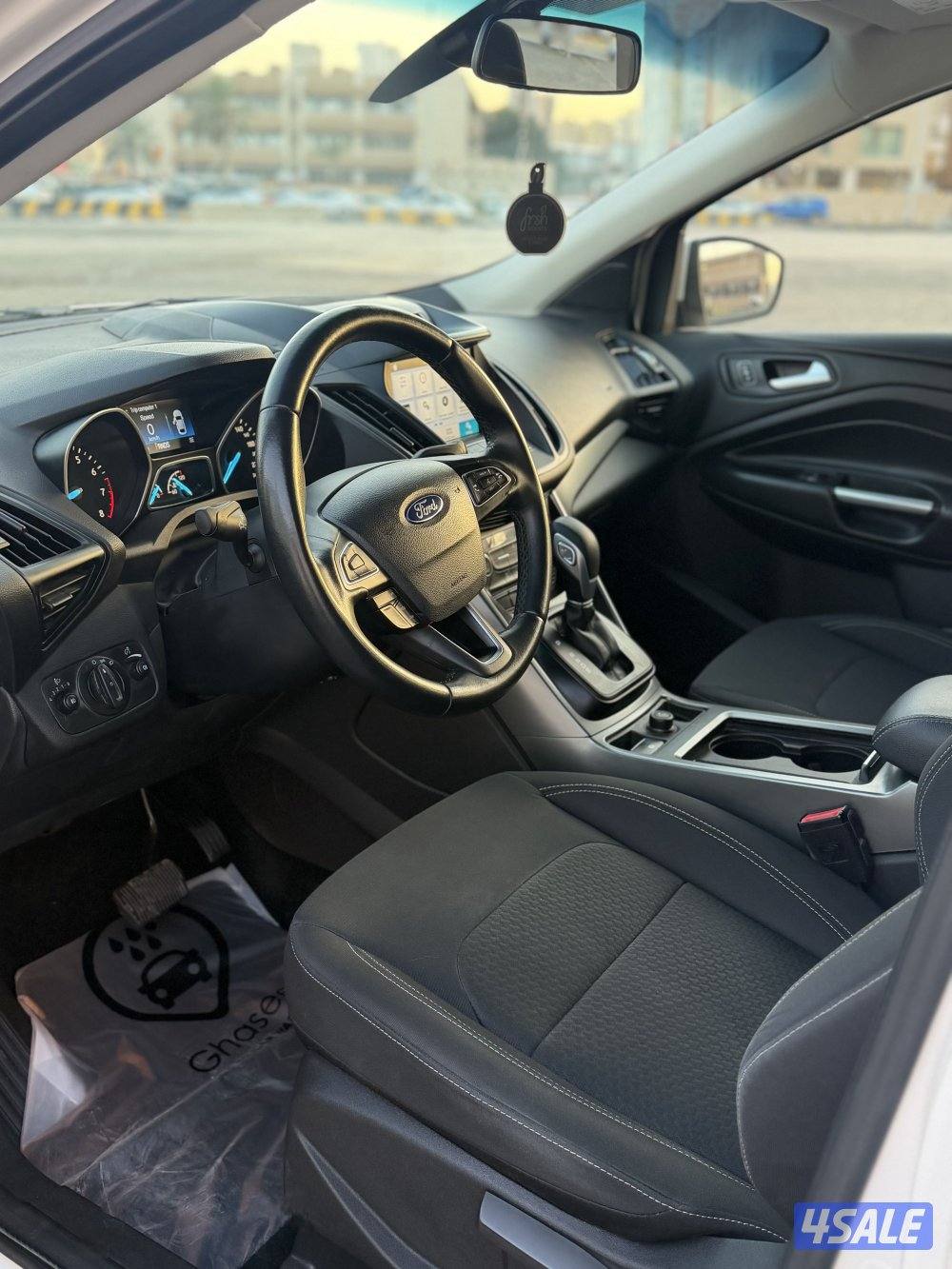 فورد اسكيب بحالة الوكالة ٢٠١٩ عداد ٩٩ كم فقط4