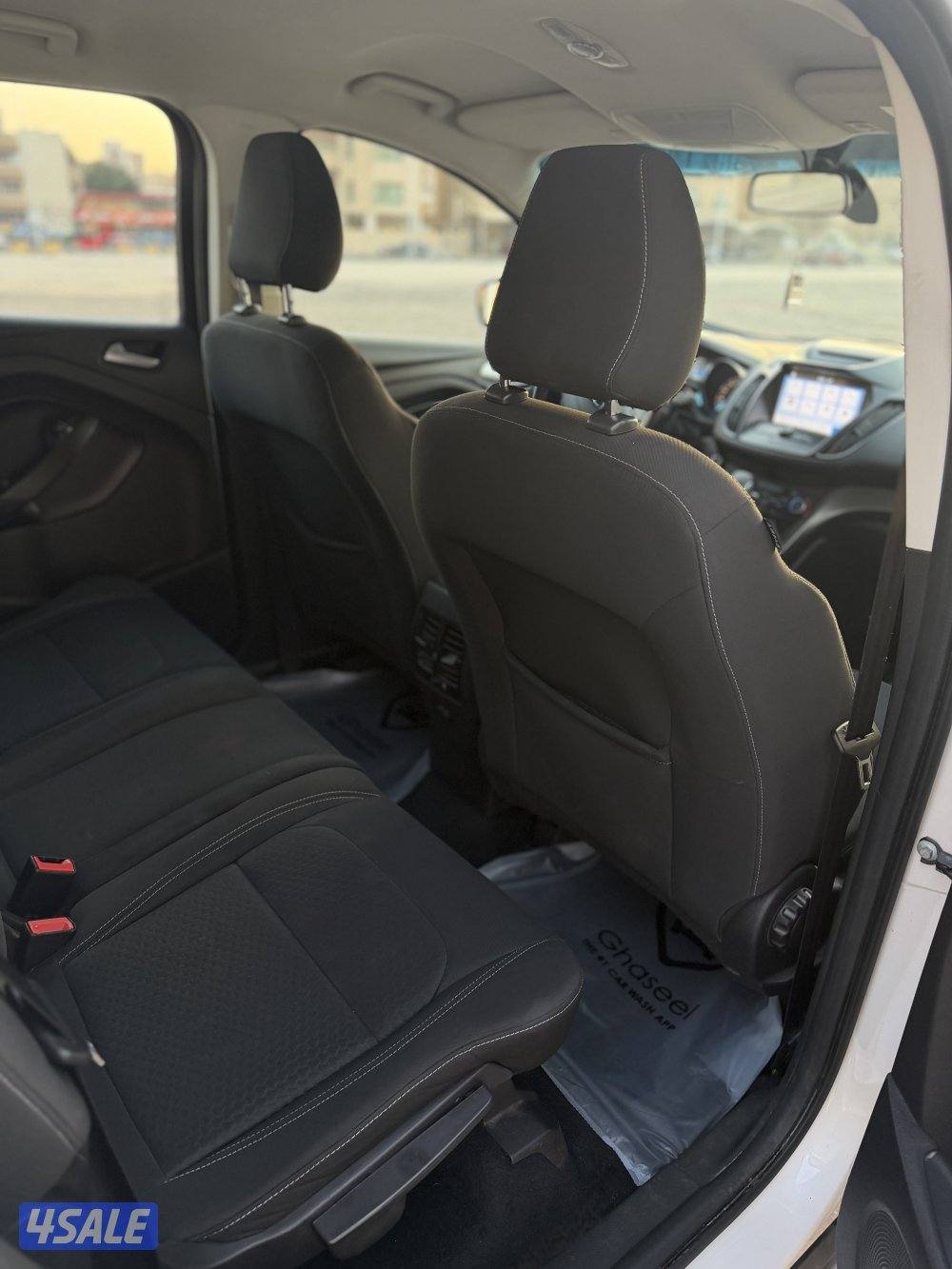 فورد اسكيب بحالة الوكالة ٢٠١٩ عداد ٩٩ كم فقط7