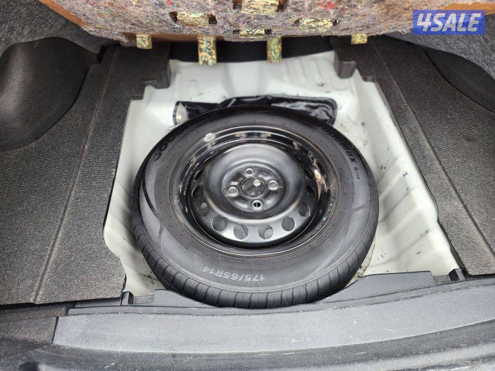 للبيع تويوتا يارس موديل 2022 عداد 180 ألف سرفس منتظم شرط الفحص12