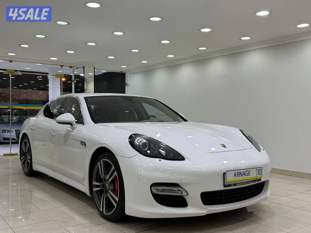 بورش باناميرا تيربو وكالة موديل ٢٠١٢عداد ١٣٠ الف كيلو0