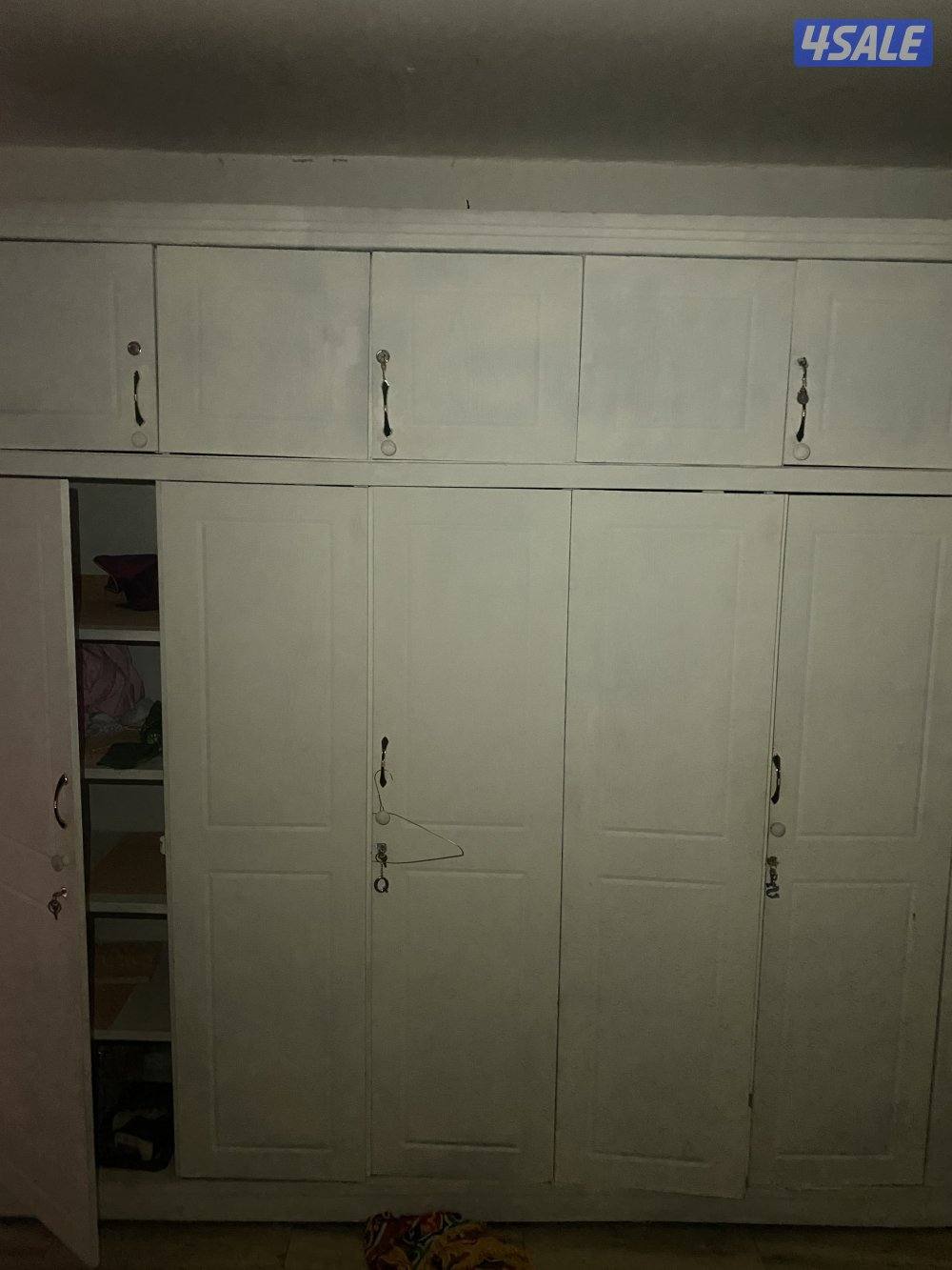 للبيع كبت ٦ابواب دورين مع كبت ماليزي0