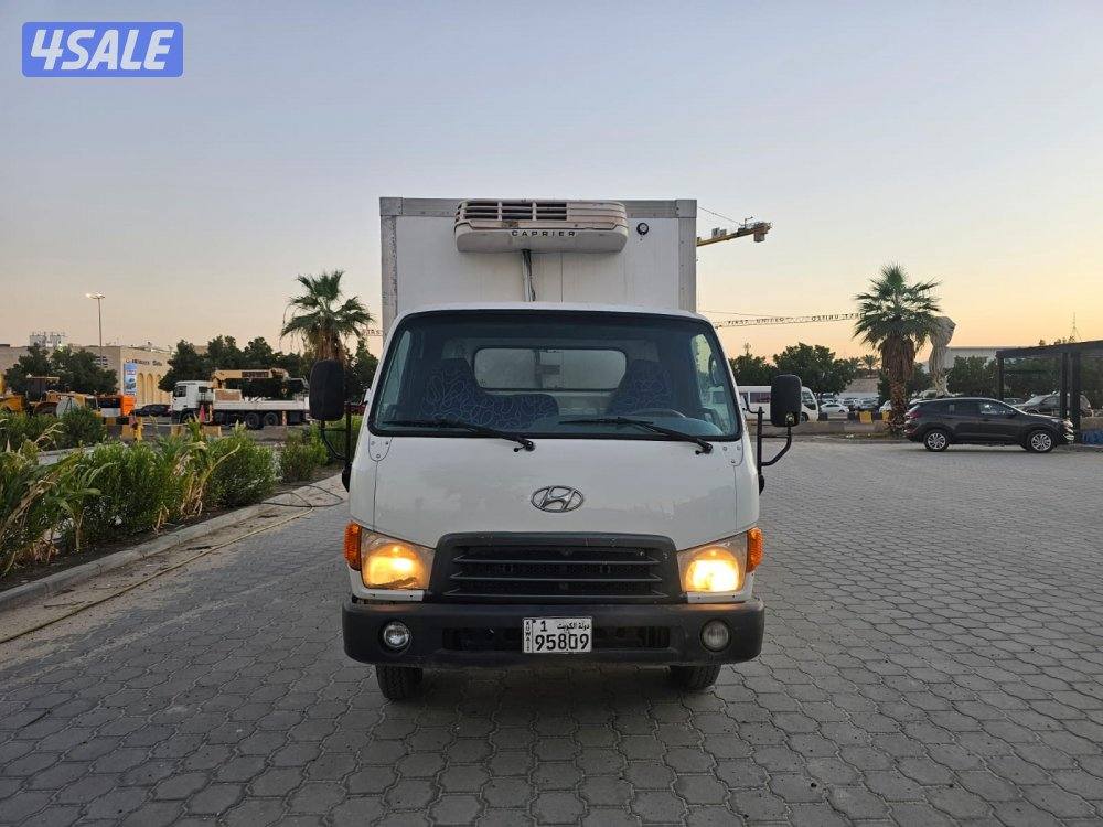للبيع هاف لوري هيونداي الموديل 20114