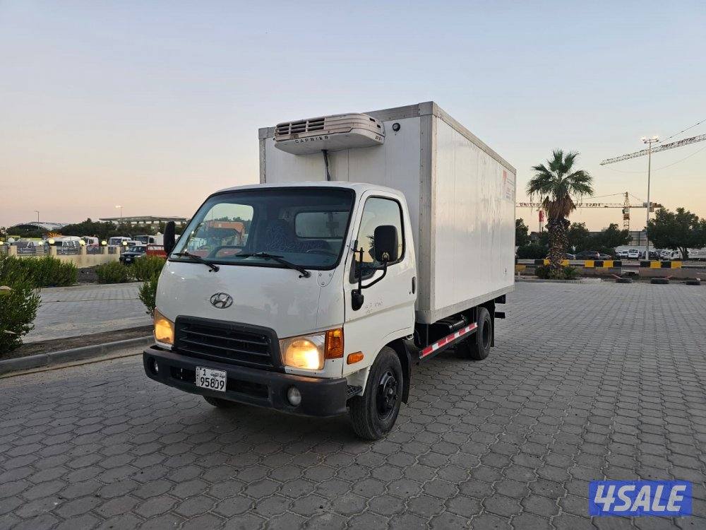 للبيع هاف لوري هيونداي الموديل 20113