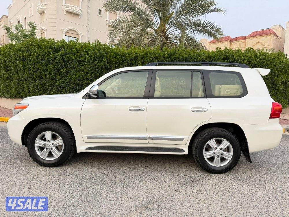 لاند كروزر 2013 VXR الساير1