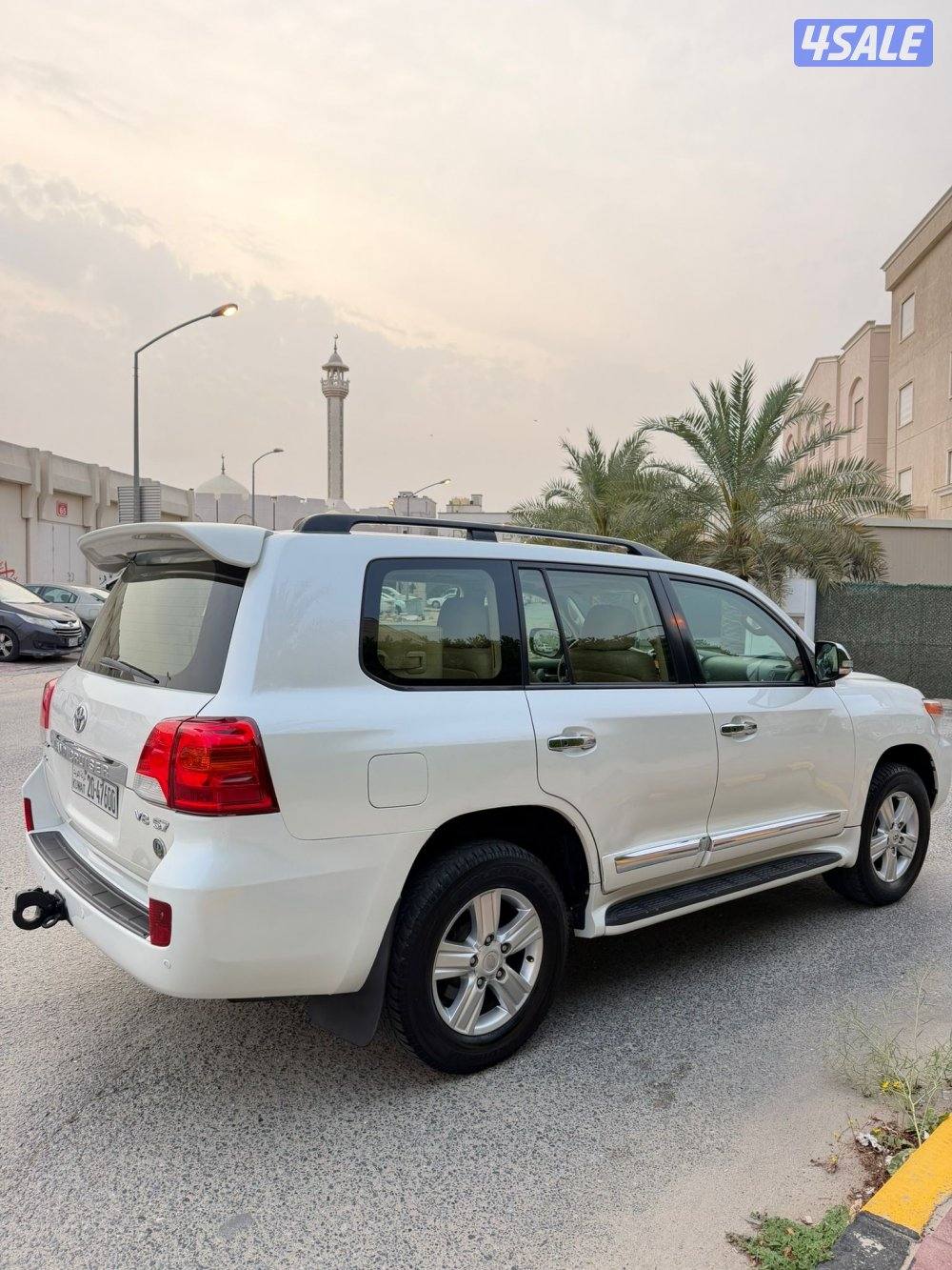 لاند كروزر 2013 VXR الساير3