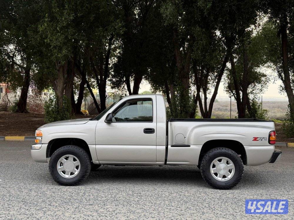 للبيع موديل 2005 شرط الفحص دبل عداد1222