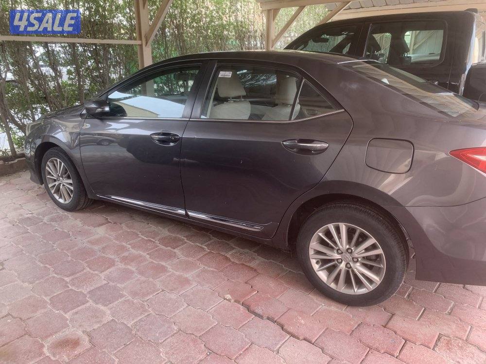 للبيع كورلا حجم 20002