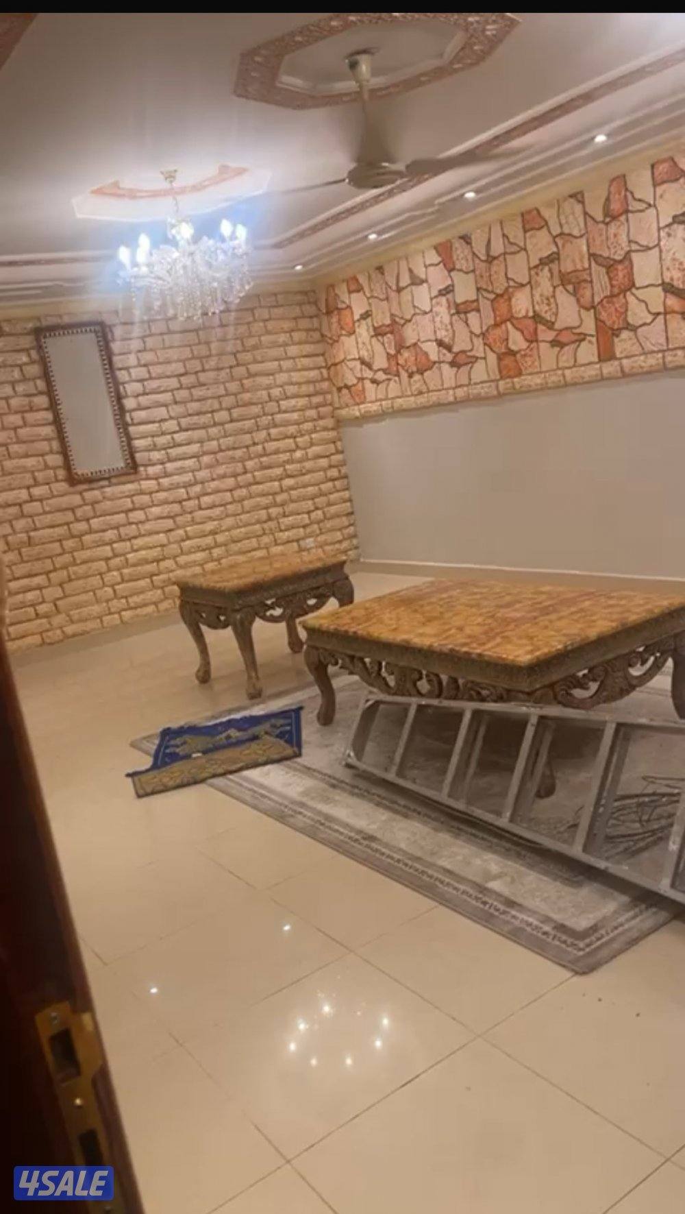 للإيجار بيت دورين ١٠ غرف بالفردوس0