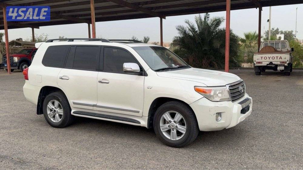 لاند VXR الساير1