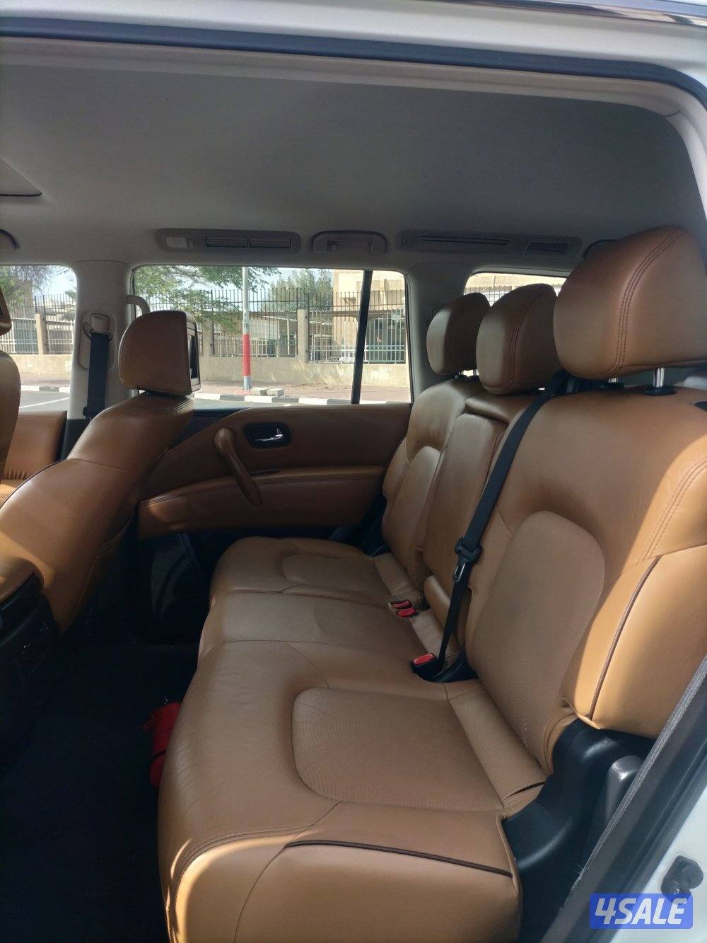 للبيع باترول 2015 بلاتينوم شرط الفحص قير مكينه شاصي بدي أربع قطع. فقط5