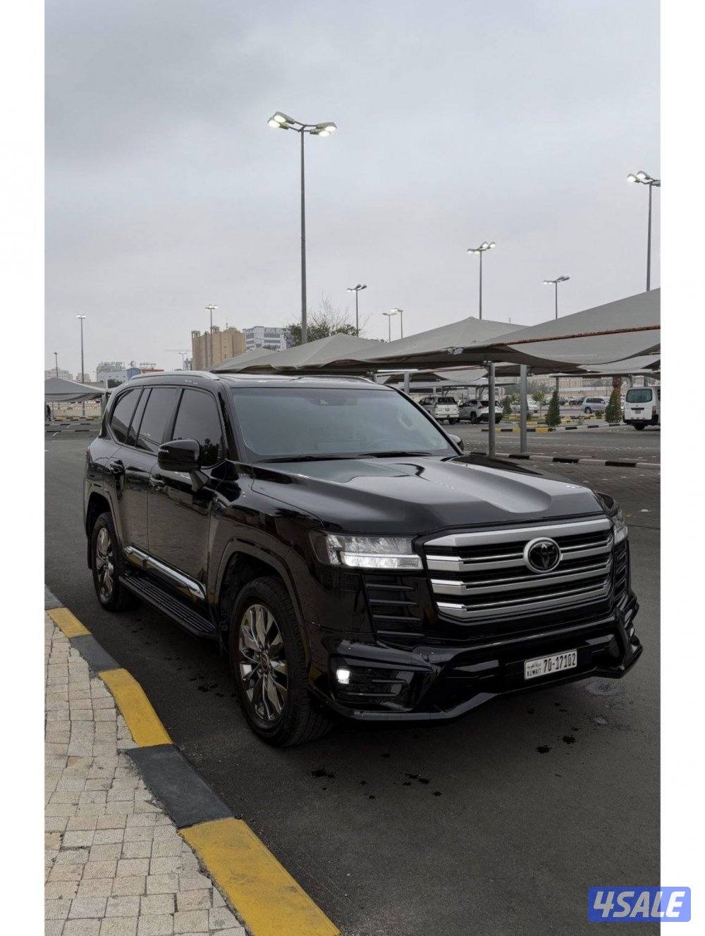 للبيع لاند كروزر 2023 ( GXR /AERO S تون تيربو)0