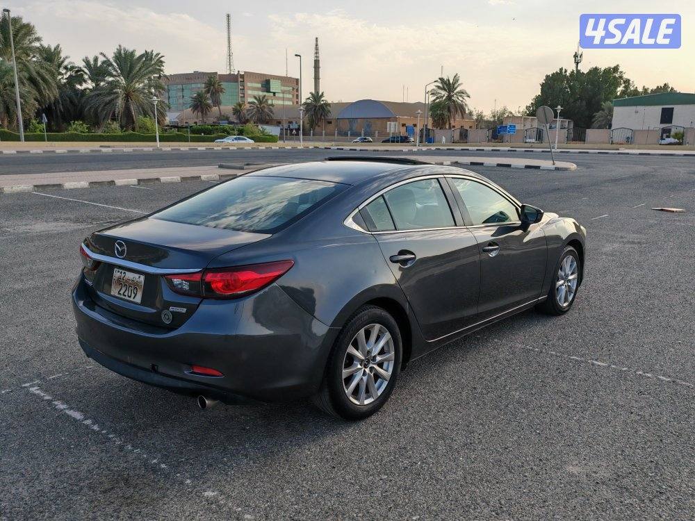 للبيع مازدا 20143