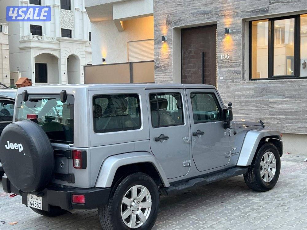 للبيع جيب رنجلر صحارى3