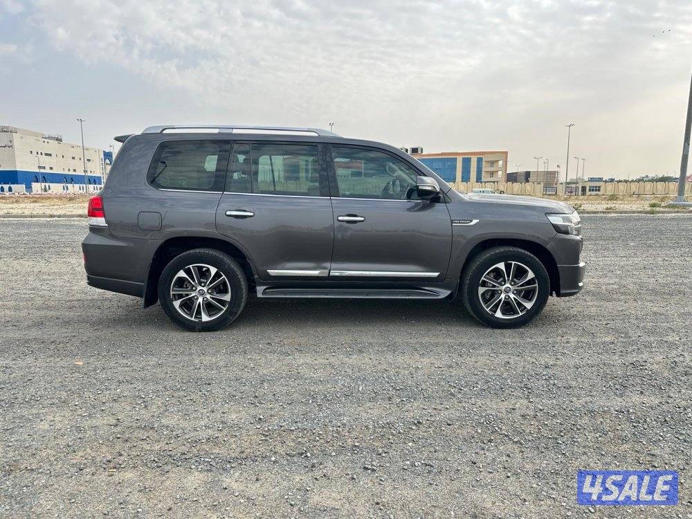 تويوتا لاندكروزر جراند تورينج ٢٠٢٠ صبغ وكالة1