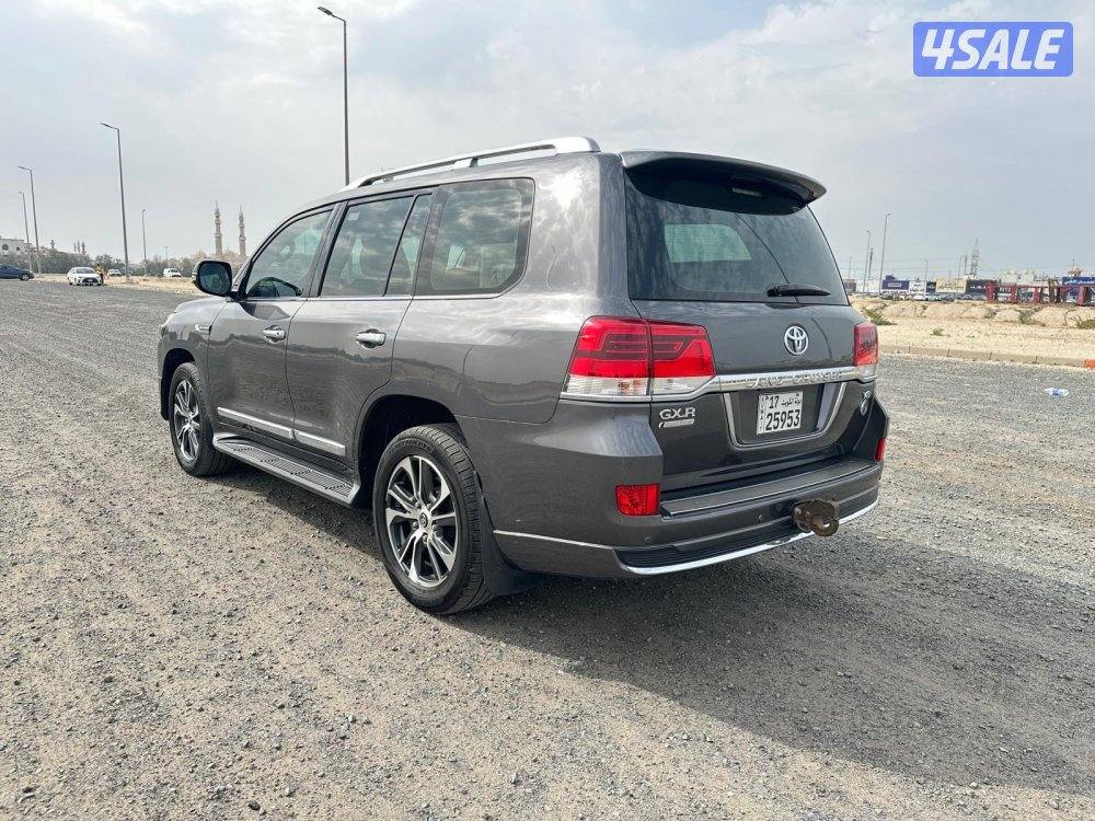 تويوتا لاندكروزر جراند تورينج ٢٠٢٠ صبغ وكالة9