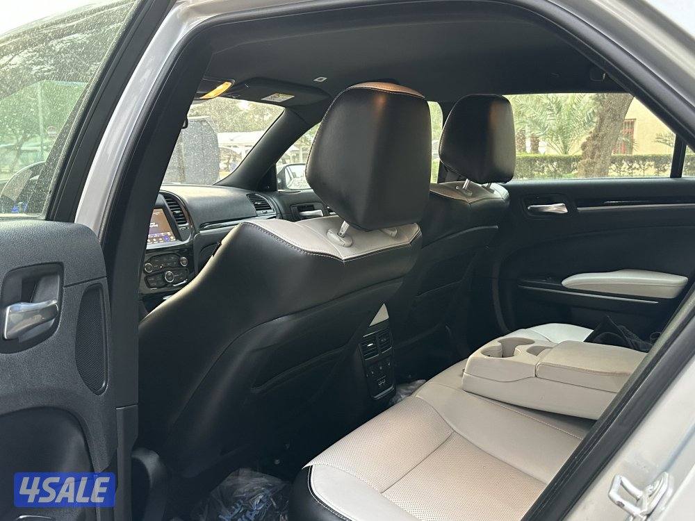 كرايزلر 2021وارد الوكاله الملا S300 صبغ الوكاله بحالة الوكاله7