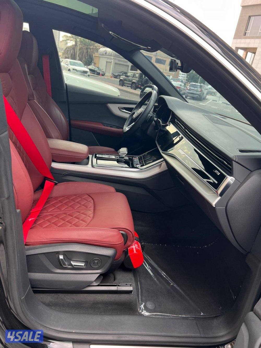 Q8 m 2024 25 km كفالة 5 سنوات سيرفس مجاني خالية من اصباغ حوادث وحيدة10