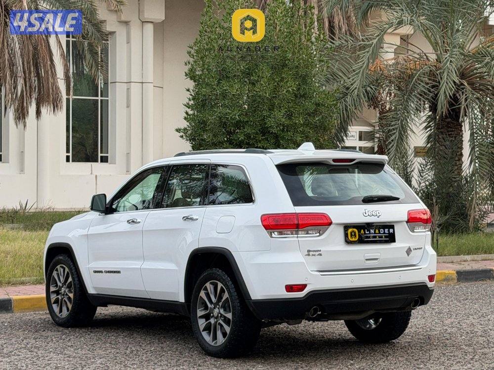 للبيع جيب قراند شيروكي موديل 2018 وارد الملا5