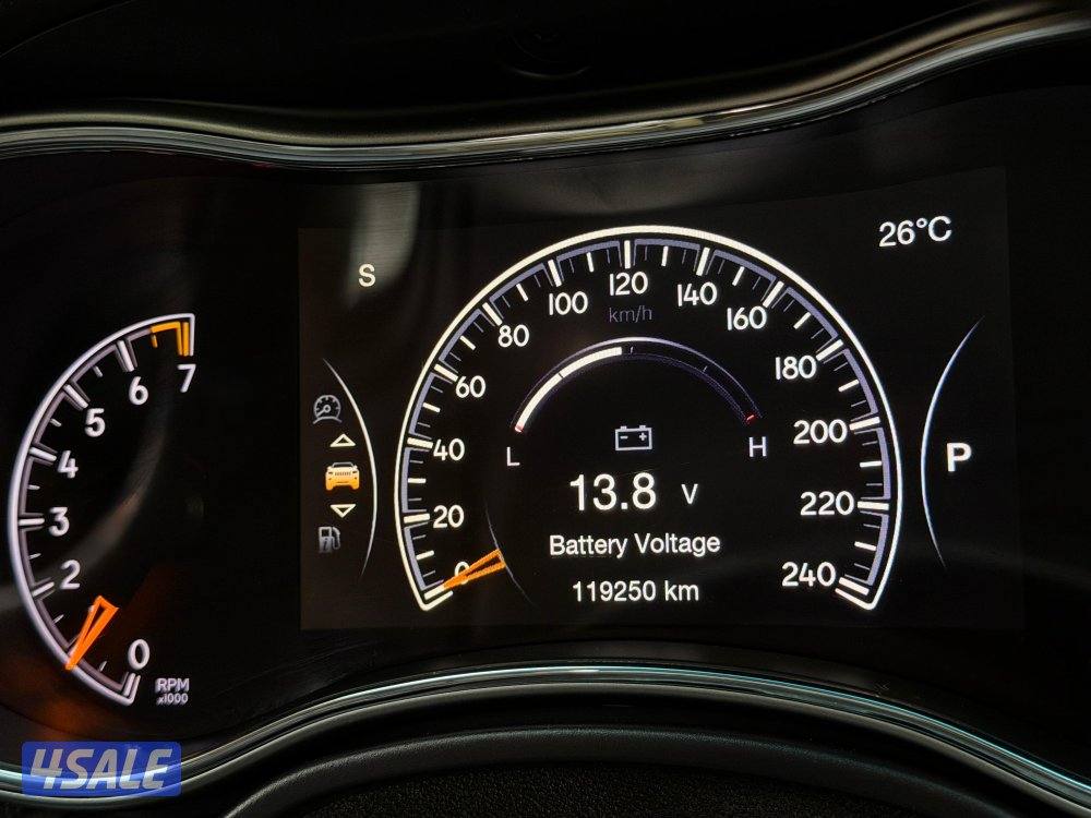 للبيع جيب قراند شيروكي موديل 2018 وارد الملا10