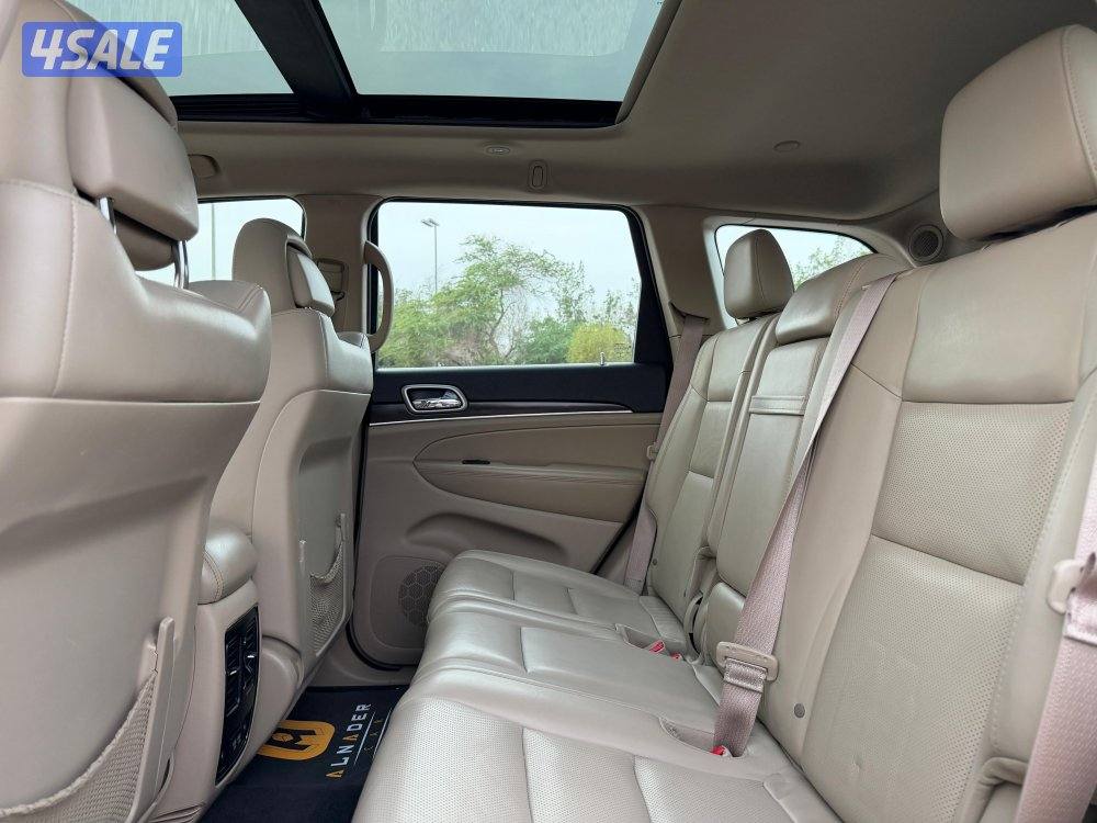 للبيع جيب قراند شيروكي موديل 2018 وارد الملا12