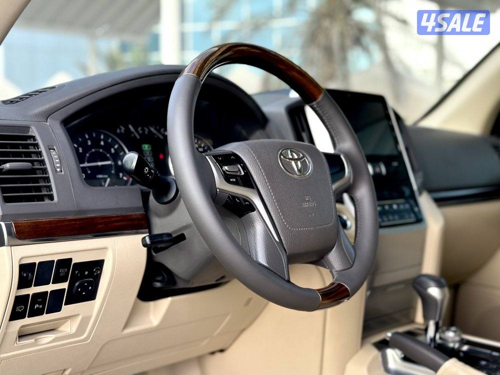 معرض القمة🚩7