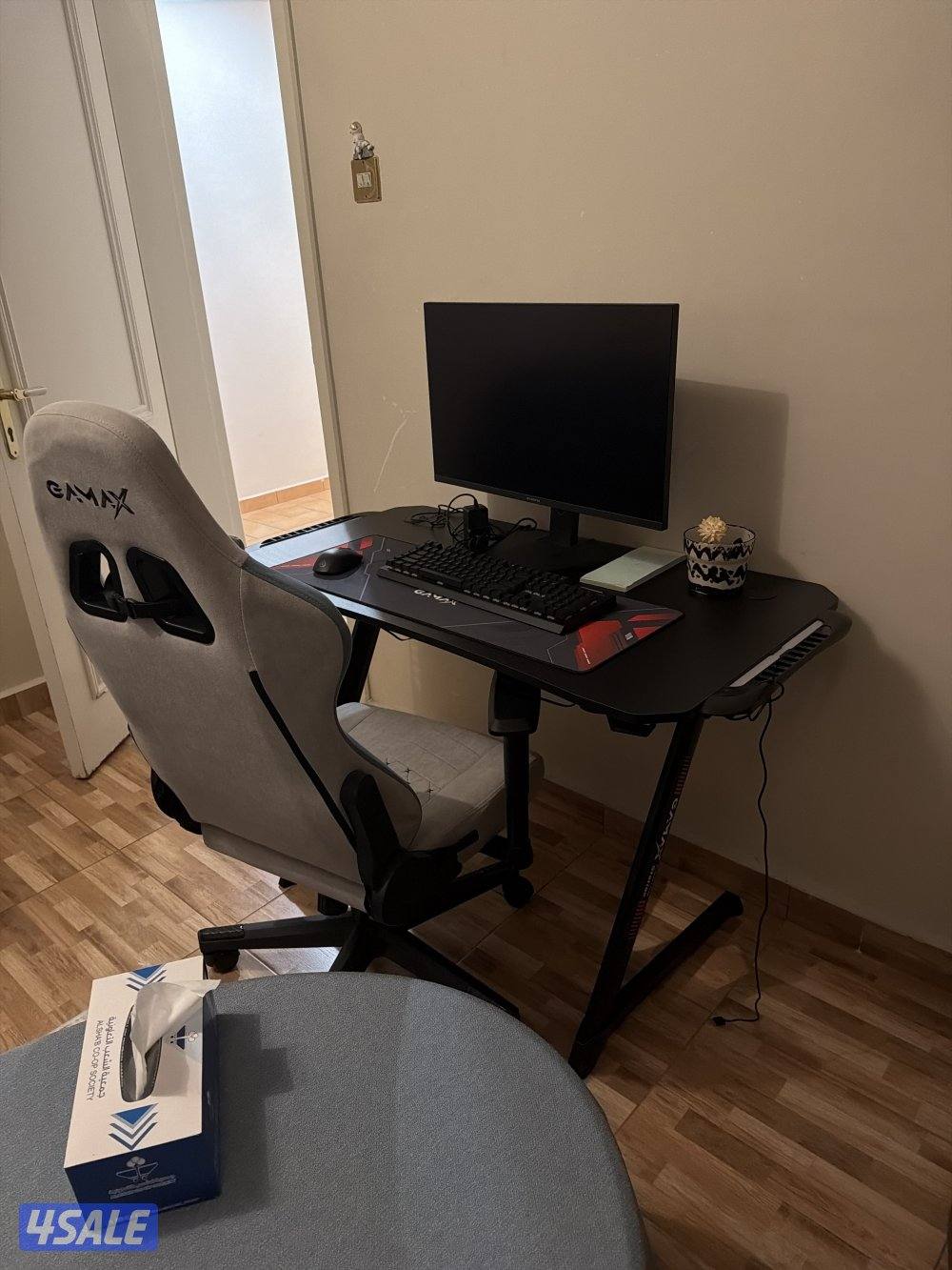 Gaming setup (Desk + Chair + Monitor + Mouse + Keyboard used 2 times)2