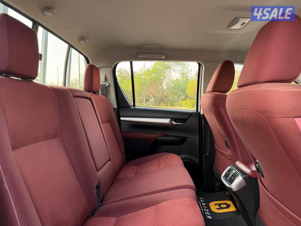 للبيع هايلكس SR5 موديل 2020 وارد الساير12