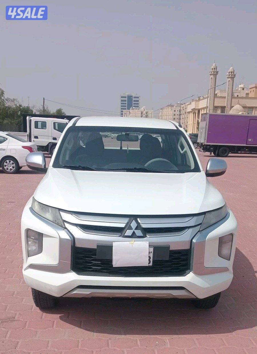 وانيت ميتسوبيشي دبل 2019   -  السعر 27502