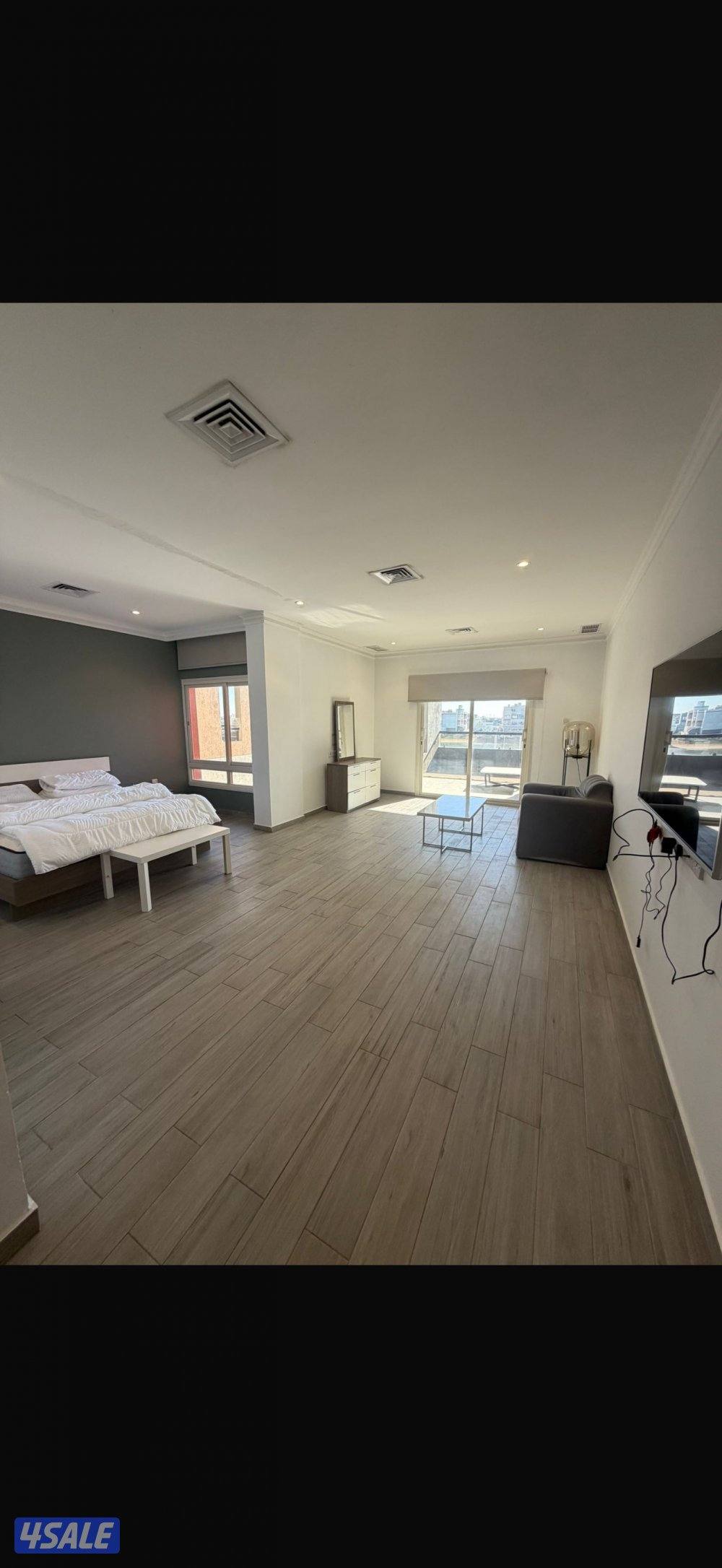 ويك أند و أيام الأسبوع فقط2