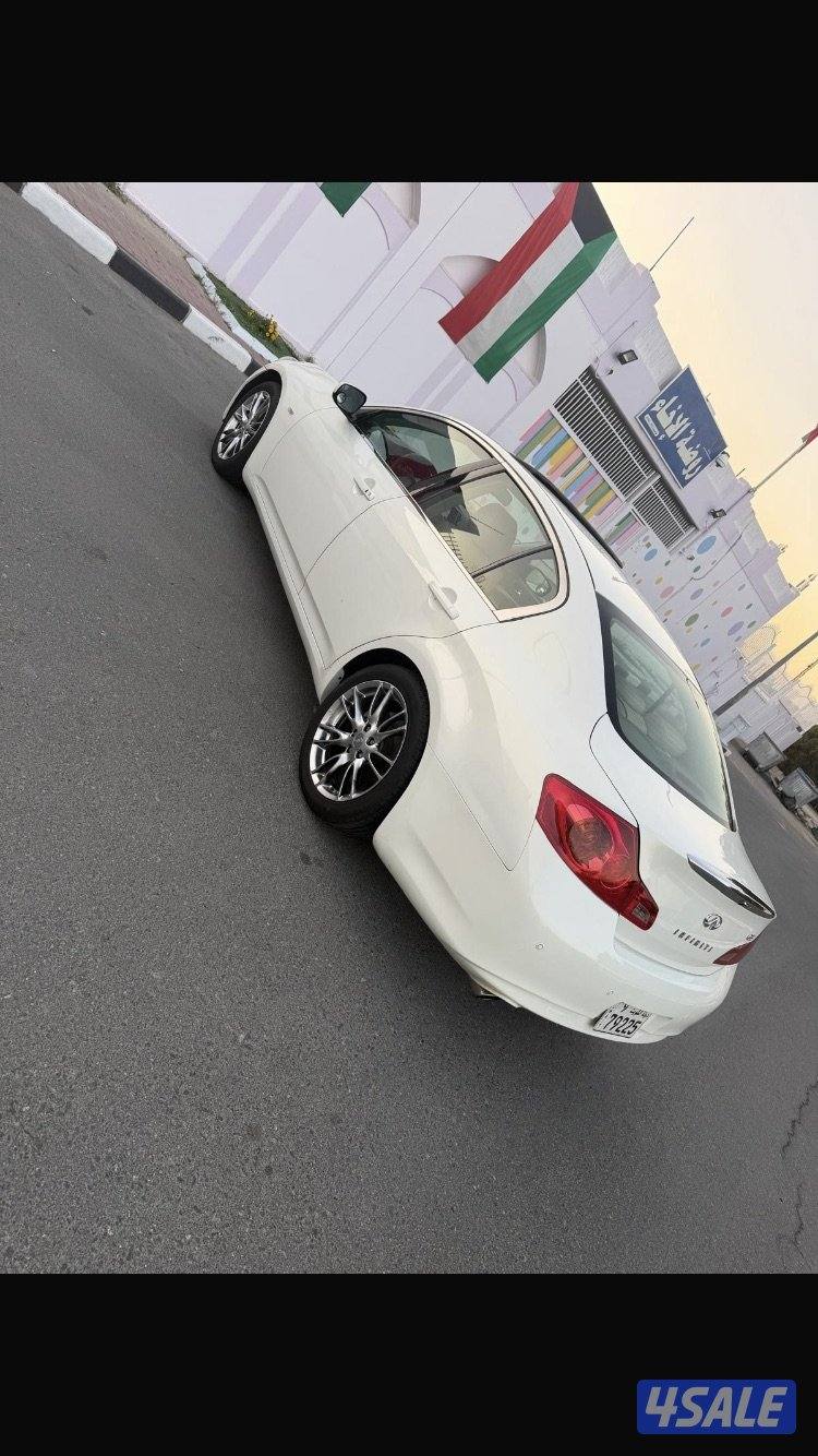 للبيع انفنتي4