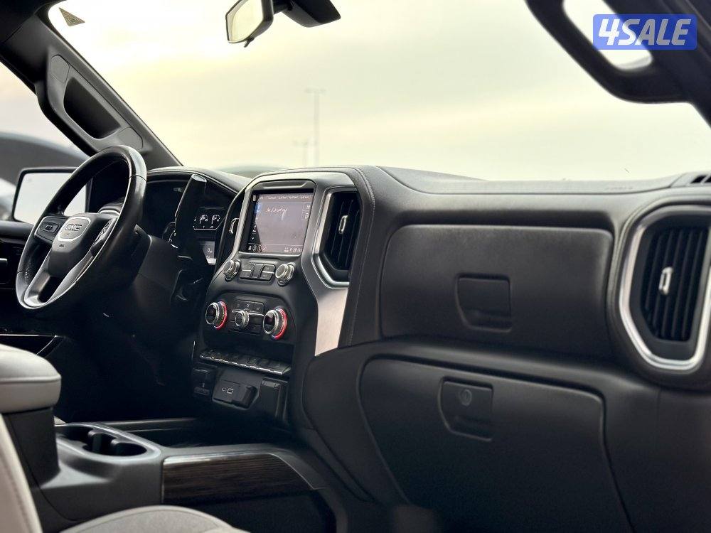 معرض القمة🚩8