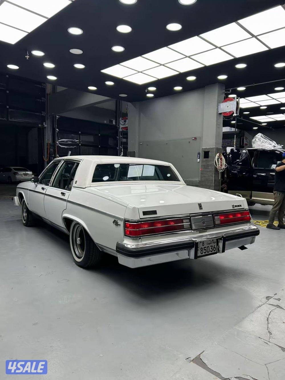 للبيع بيوك 840