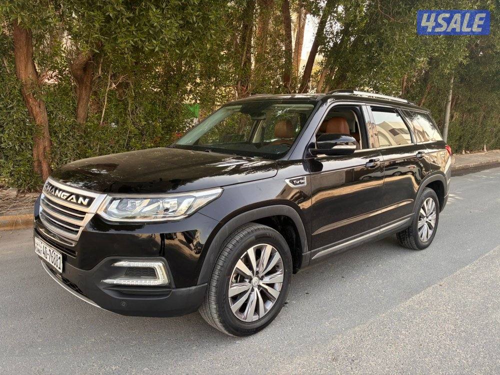 شانجان موديل 2019 وارد الوكالة اللون اسود ملكي من داخل جلد تان10