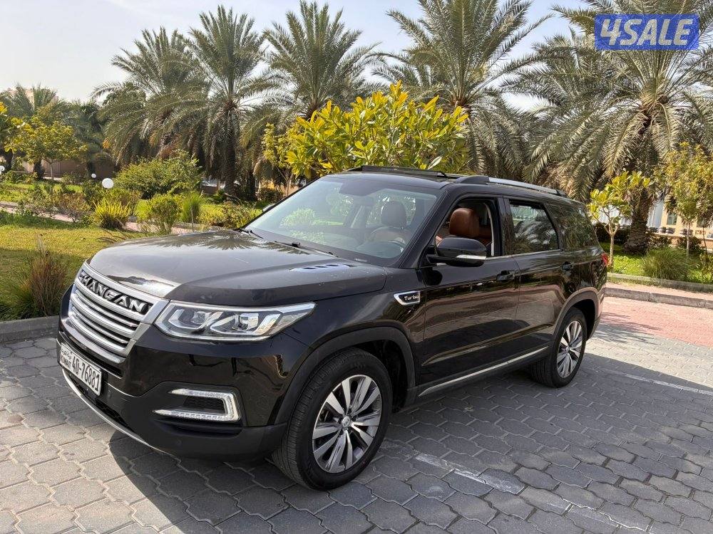 شانجان موديل 2019 وارد الوكالة اللون اسود ملكي من داخل جلد تان12