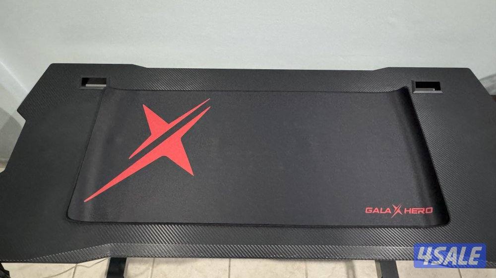 طاولة للبيسي + ماوس باد1