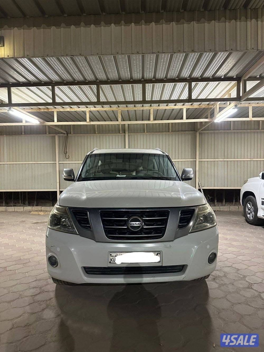 للبيع باترول بلاتنيوم 20143