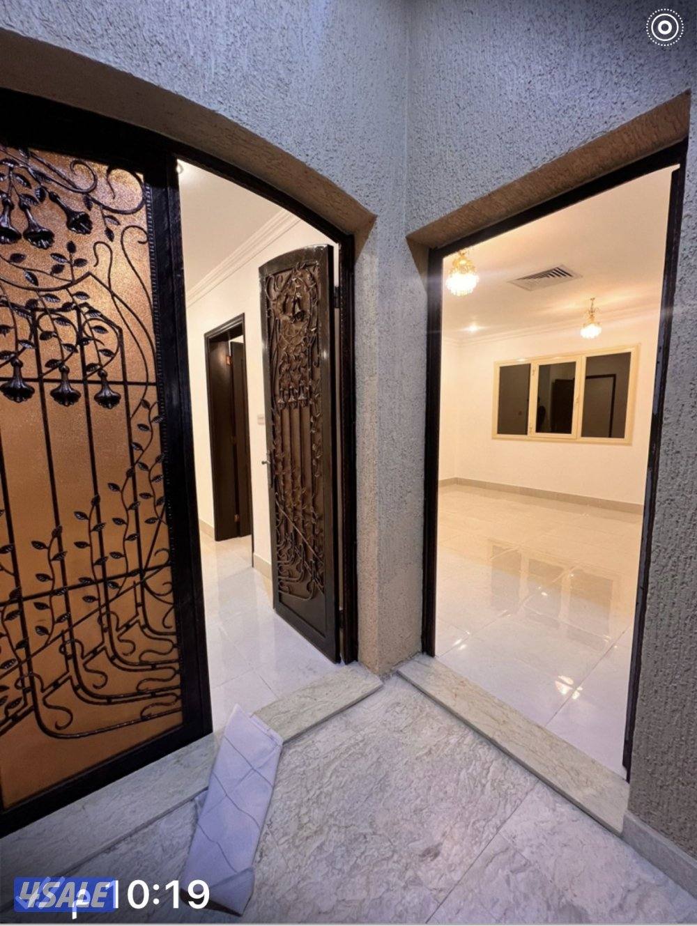 للايجار قيلا في بيان ق13 خمس غرف نوم وديوانية3