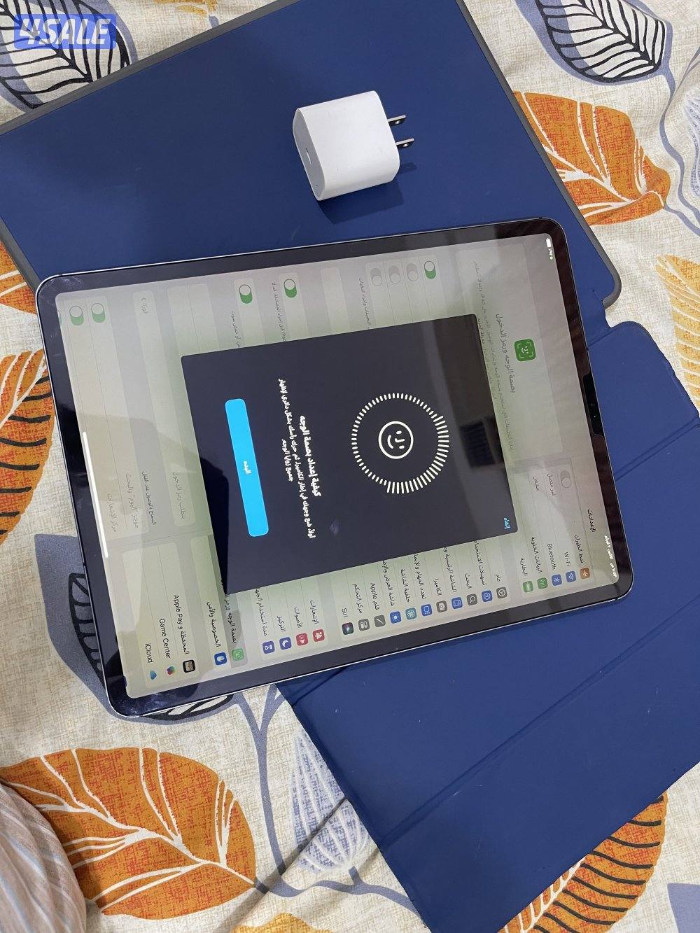 ايباد ابل برو 12.9 انش 256 قيقا خط شريحة شغال زين مع كفر وشحن والواير7