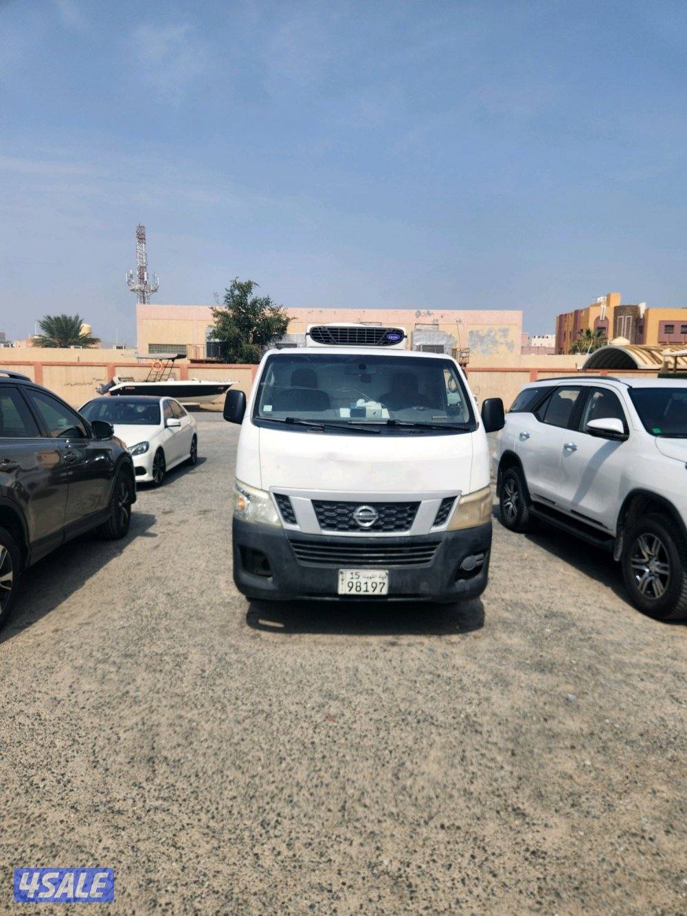 باص نيسان ثلاجه0