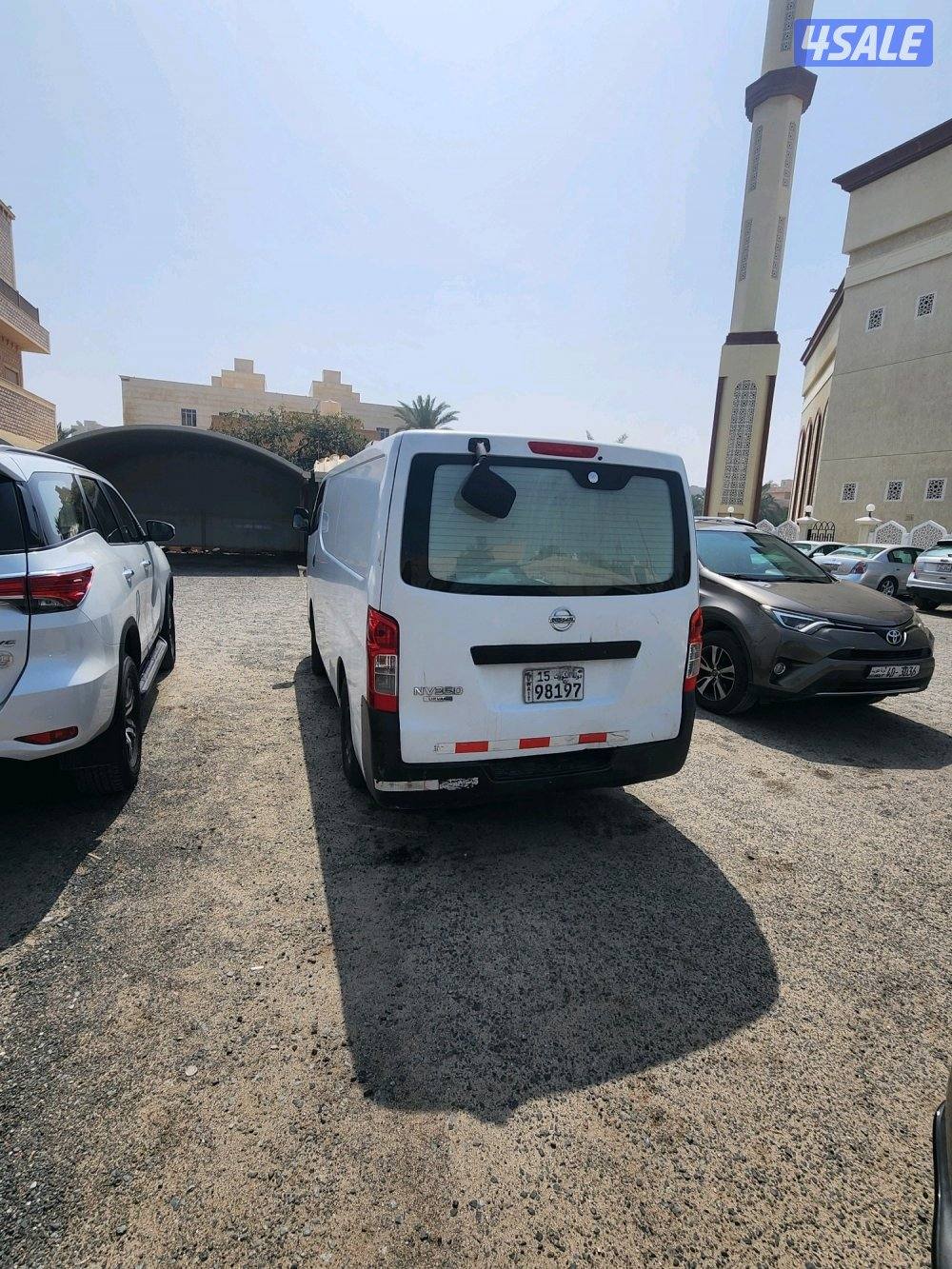 باص نيسان ثلاجه2