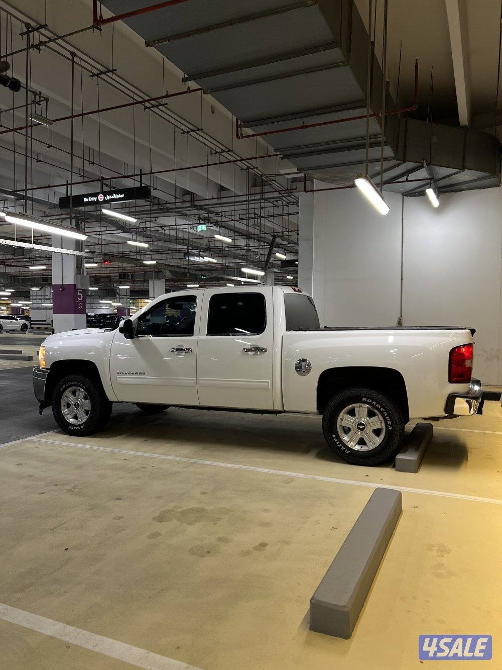 للبيع سلفرادو Z712