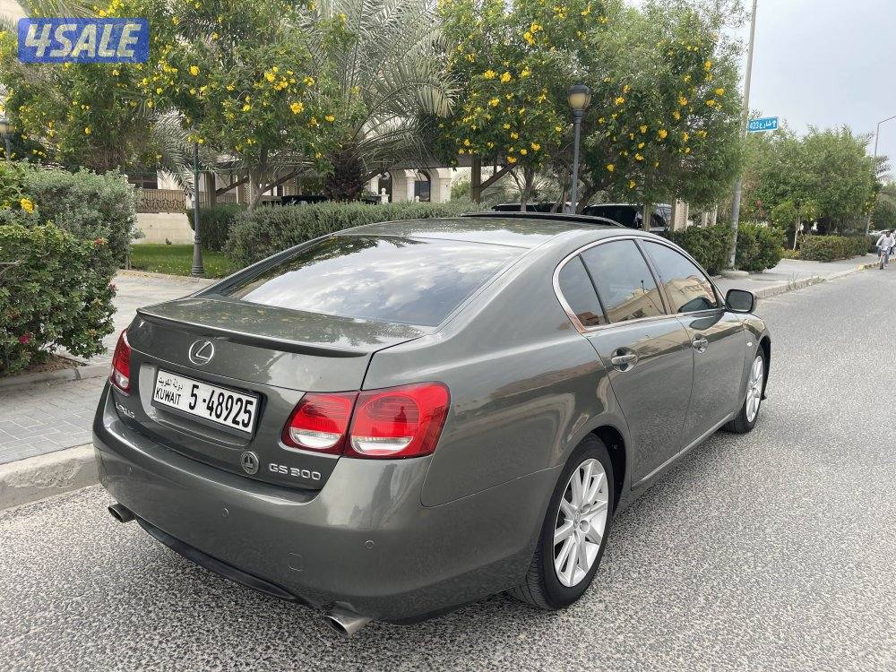 لكزس GS 300 كامل المواصفات بحاله الوكاله5