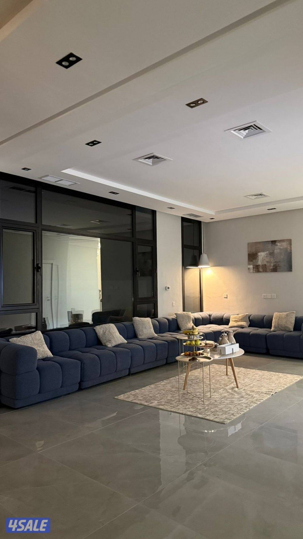 تحطيمً الاسعار. عيد الفطر مع يوم مجانا4