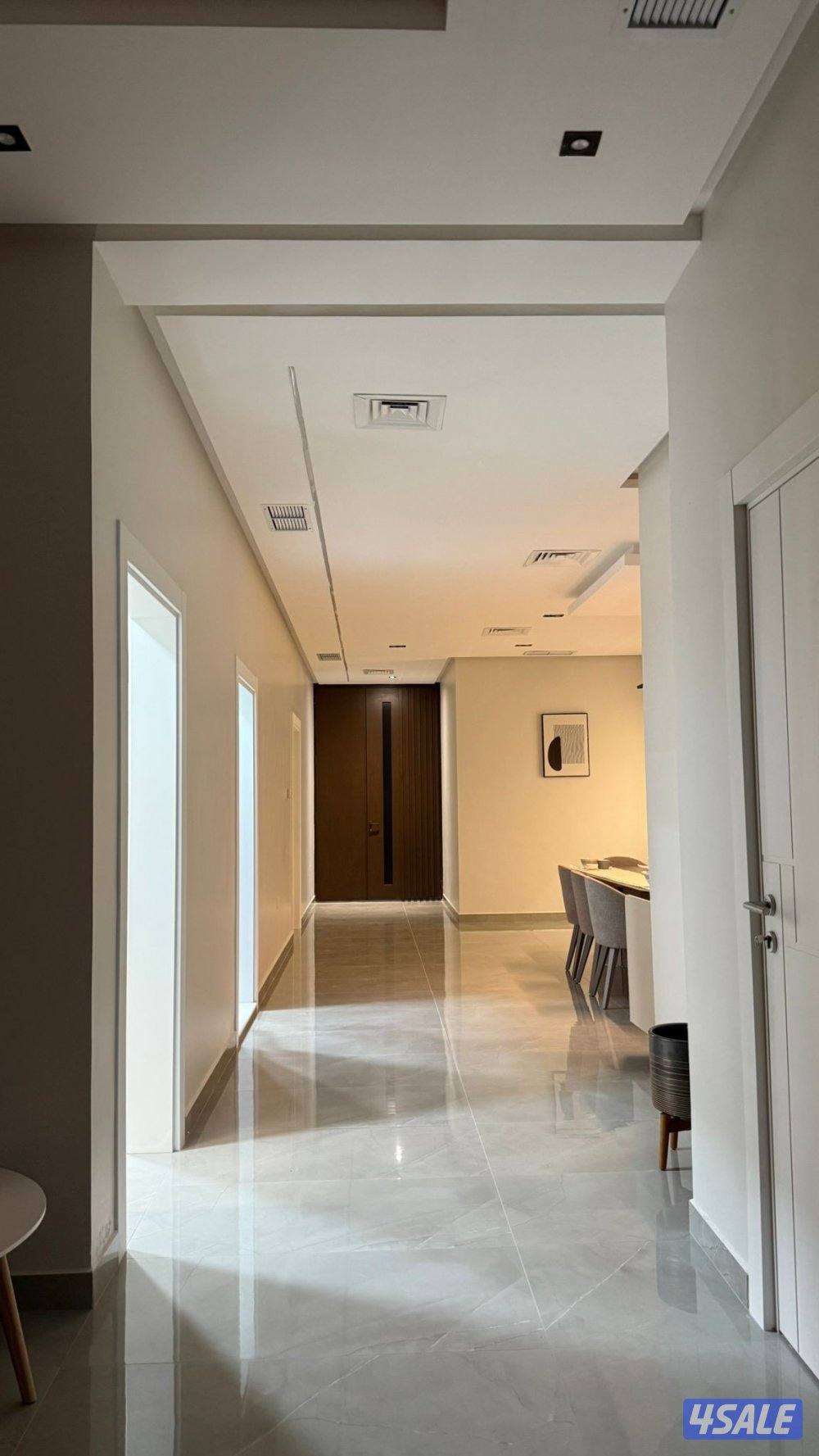 تحطيمً الاسعار. عيد الفطر مع يوم مجانا5