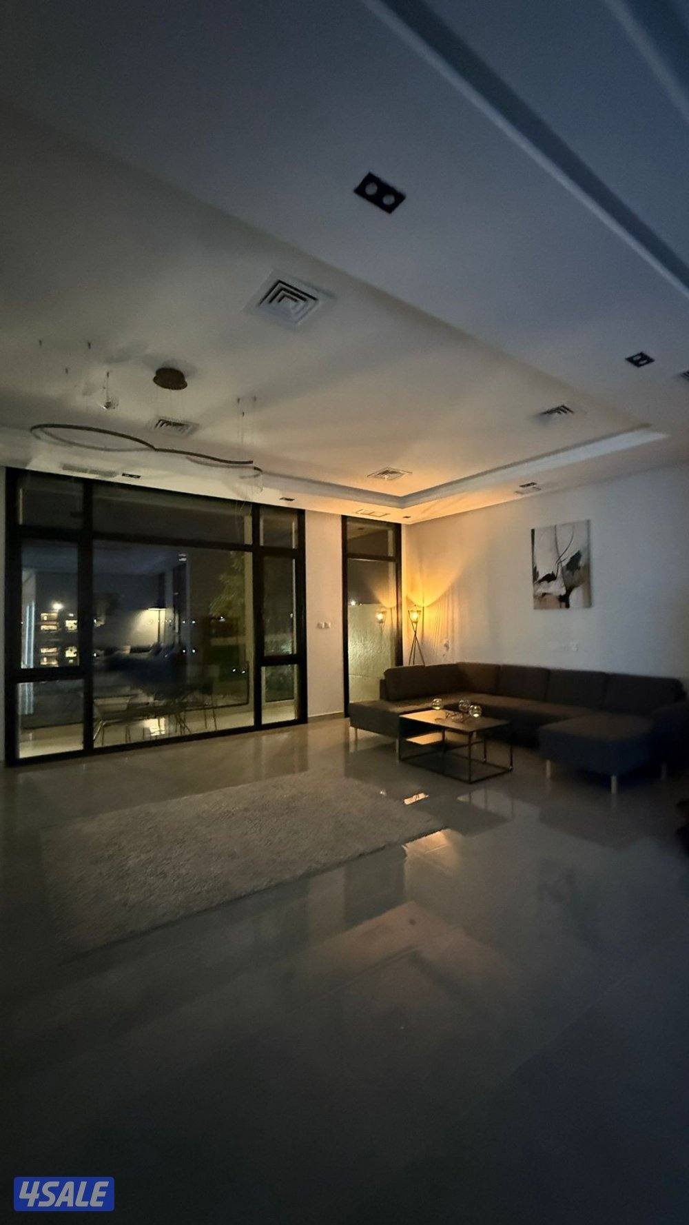 تحطيمً الاسعار. عيد الفطر مع يوم مجانا6