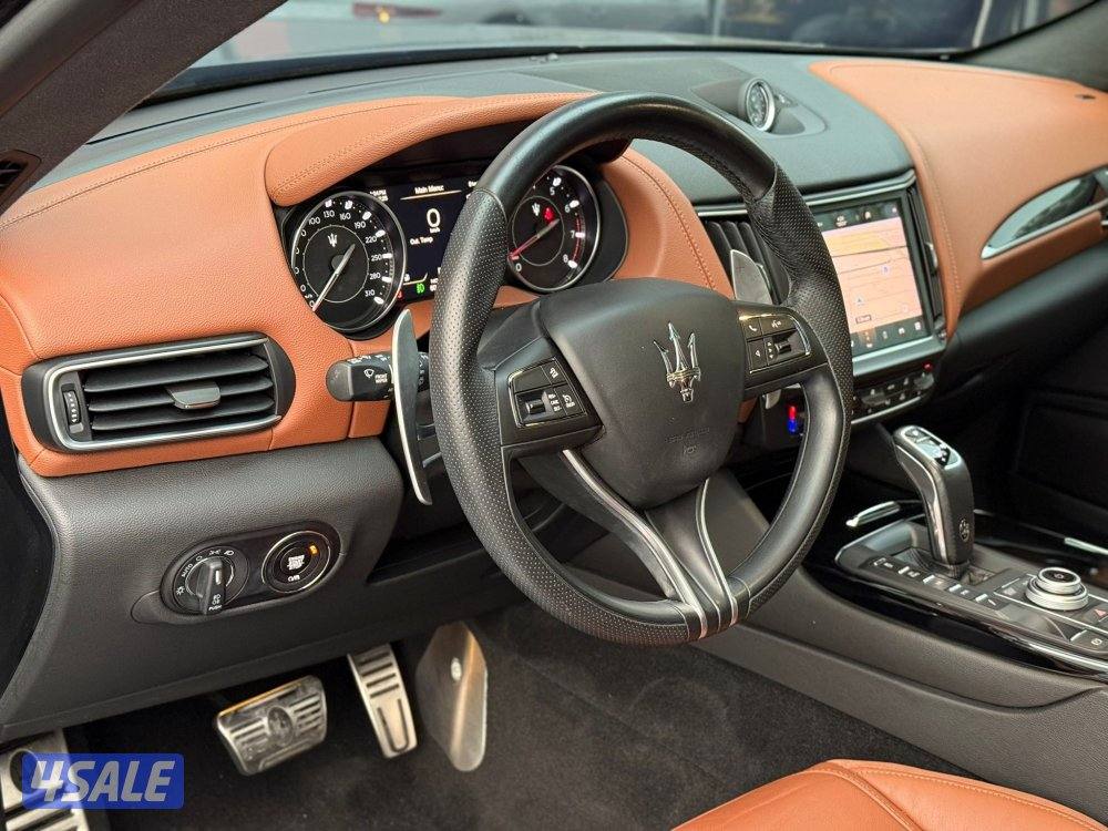 MASERATI LEVANTE _2022 صبغ الوكالة6