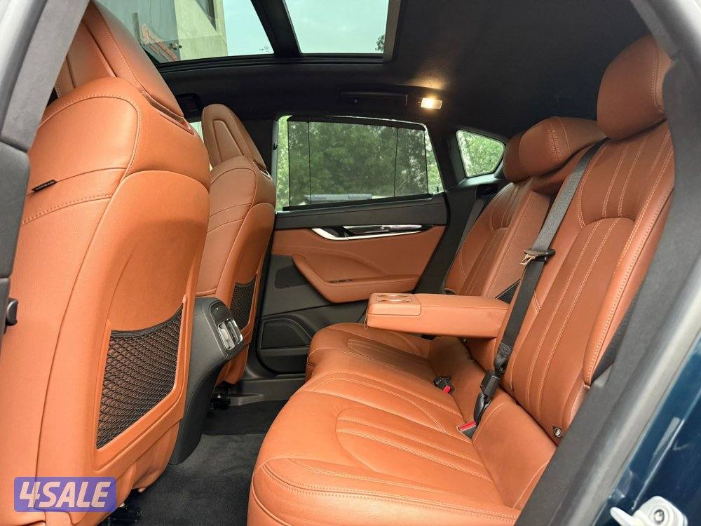 MASERATI LEVANTE _2022 صبغ الوكالة9