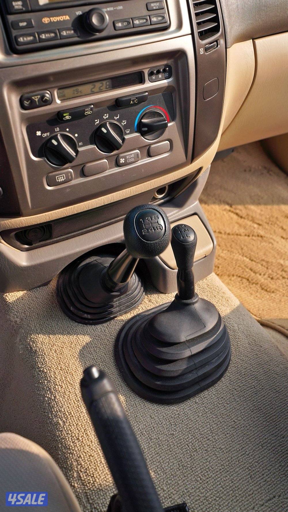 LAND CRUISER GX - V6 _ 20067