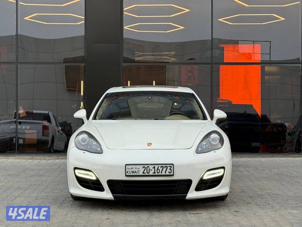 PORSCHE PANAMERA _20112
